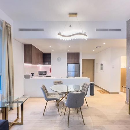 Lovely 2-Bedroom Vacation Home Near Beach Ντουμπάι Εξωτερικό φωτογραφία