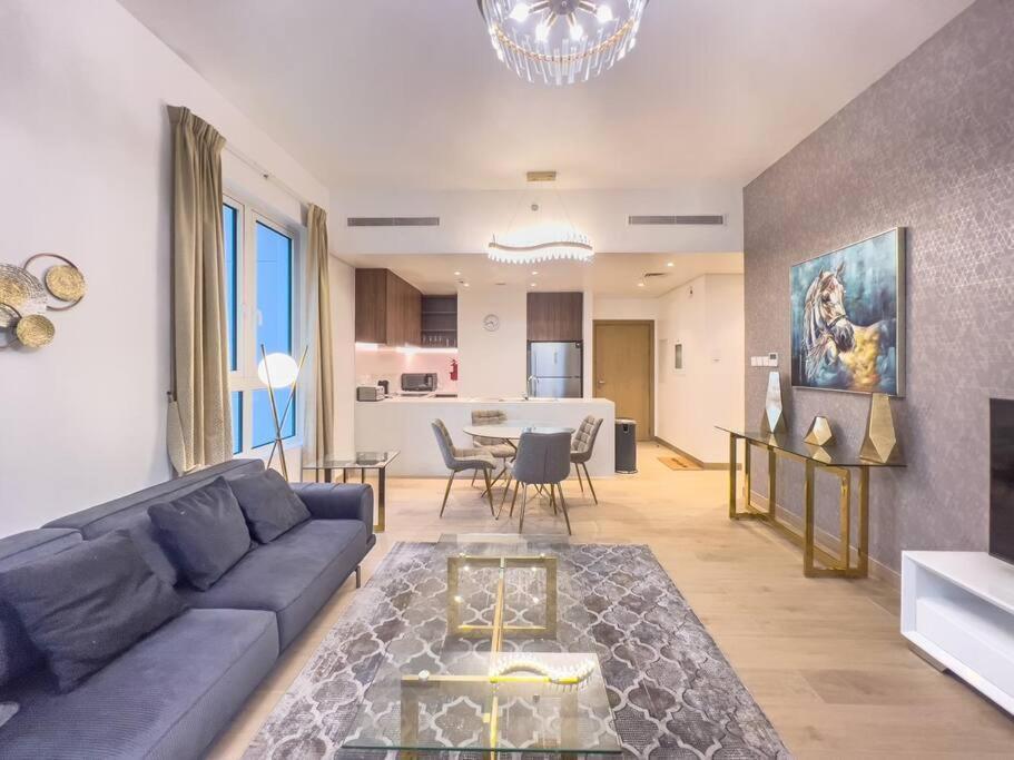 Lovely 2-Bedroom Vacation Home Near Beach Ντουμπάι Εξωτερικό φωτογραφία