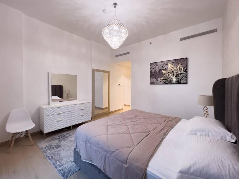 Lovely 2-Bedroom Vacation Home Near Beach Ντουμπάι Εξωτερικό φωτογραφία